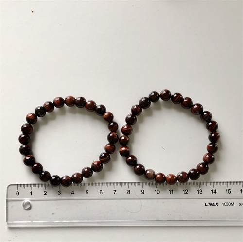 Okseøje Armbånd 8 mm Perler 17-19 cm